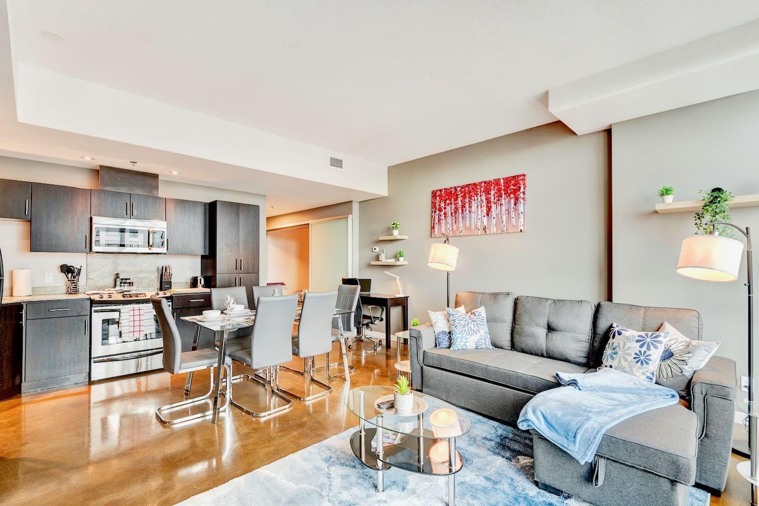 Modern 2Br Condo - King Bed - Downtown City Views YYC Kültér fotó